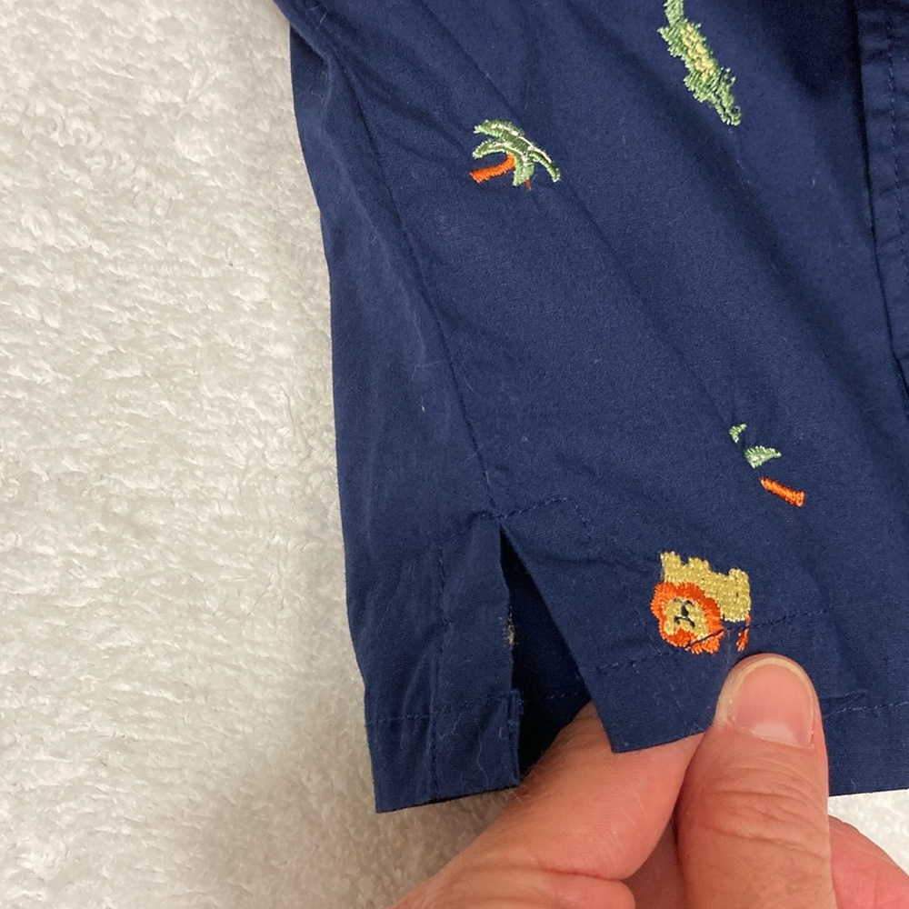 b.t. Kids short sleeve button down safari zoo animal navy blue 12m - Picture 6 of 6